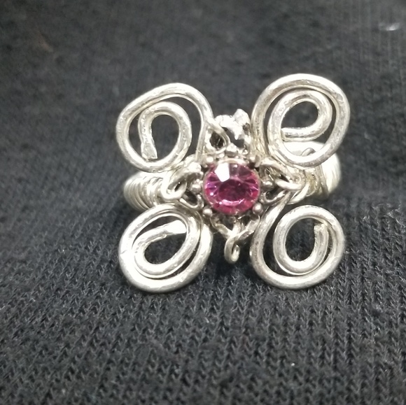 Ring - Picture 2 of 3